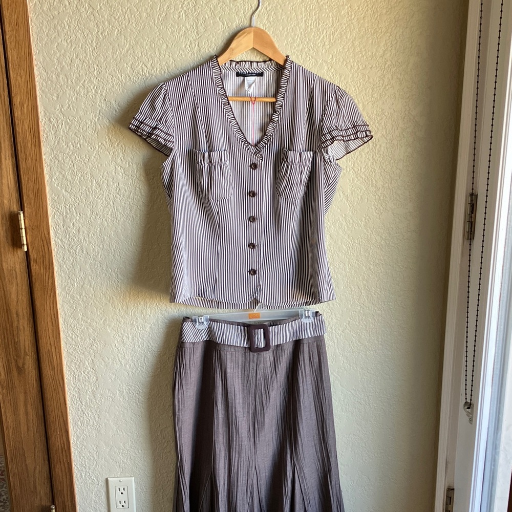 Lucien Daunois 2pce set NWOT